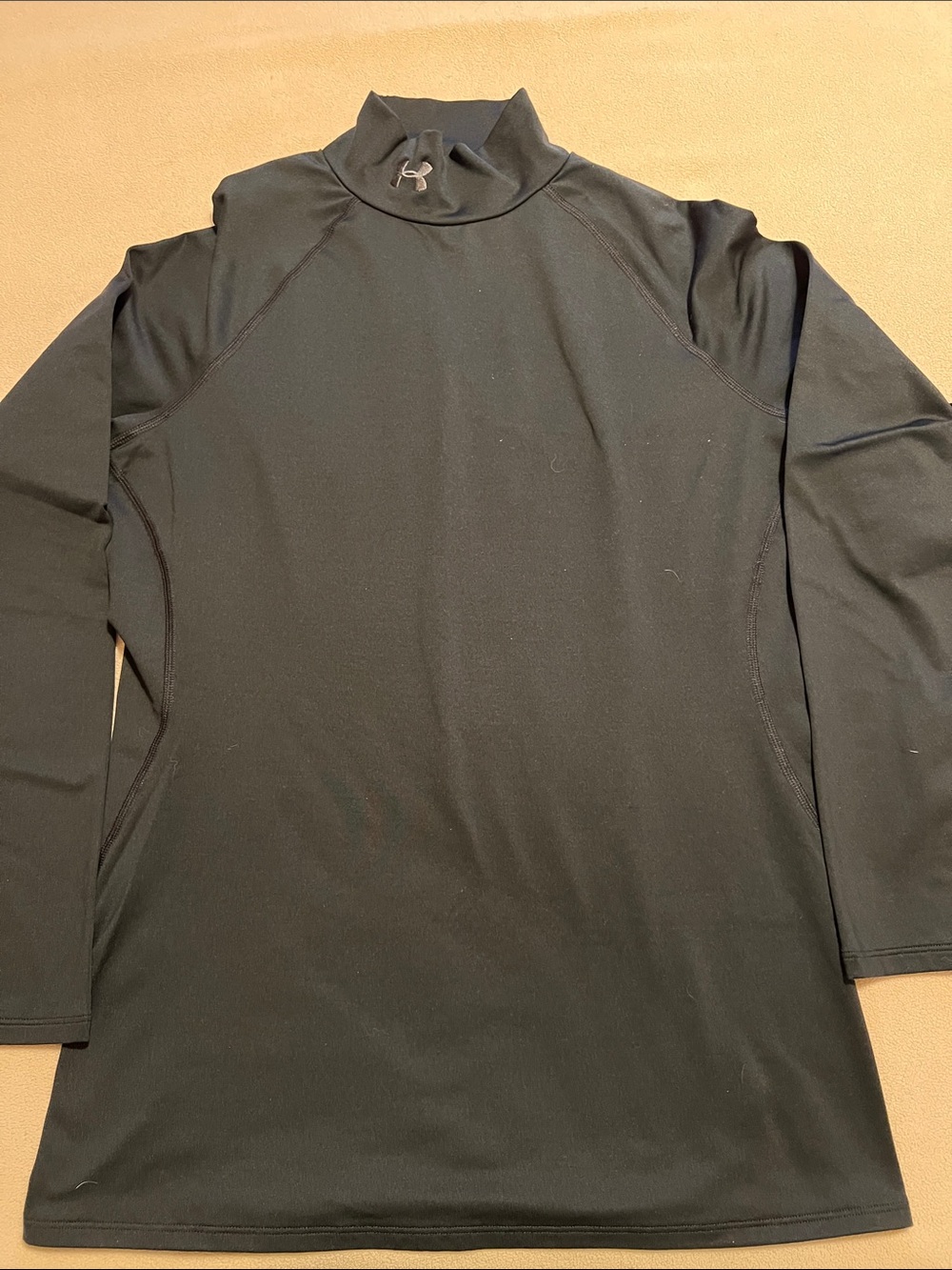 Under Armour women’s Long-Sleeve Mock Neck Performance Top L
